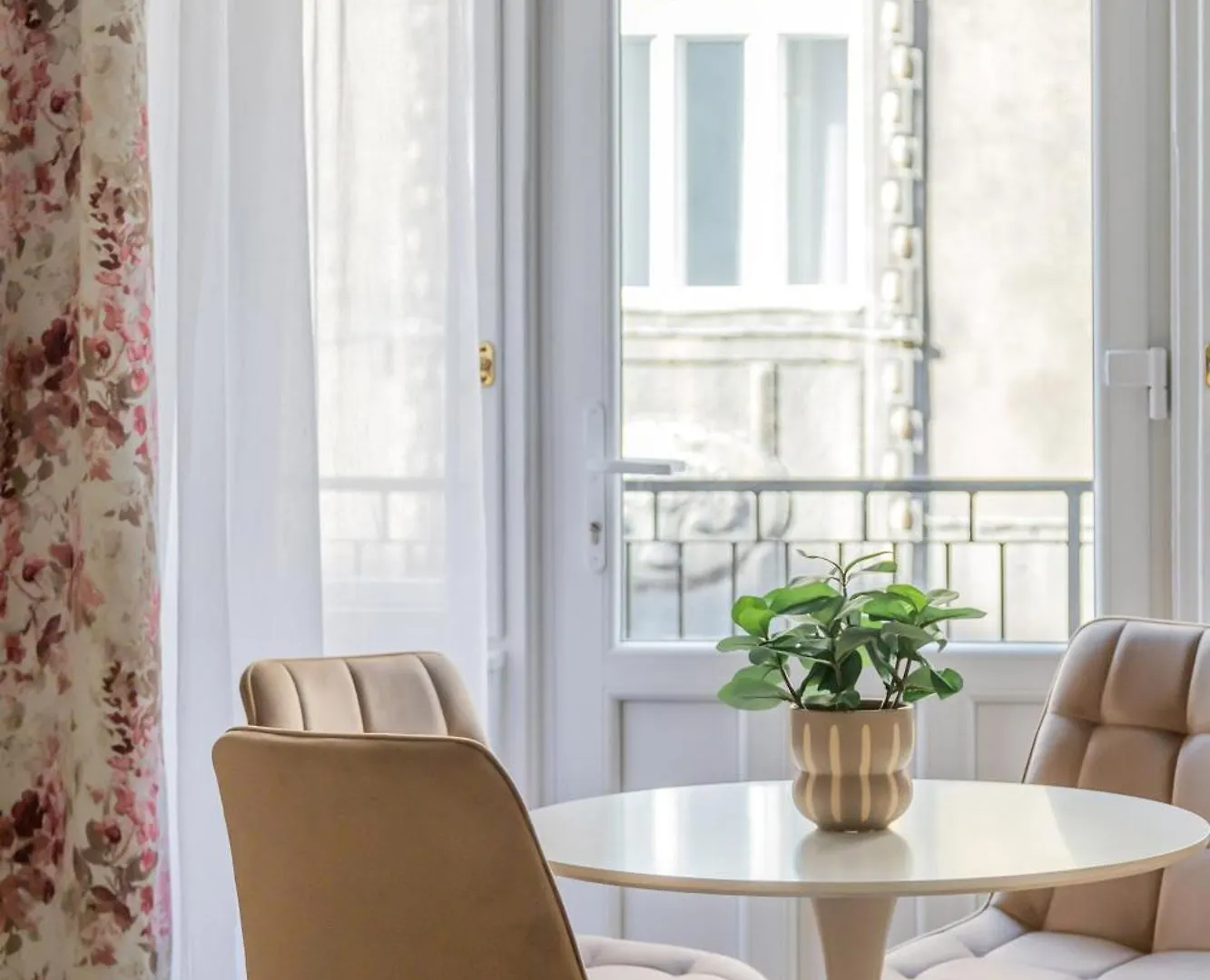 Fusion Apartments In Downtown بودابست 0*,